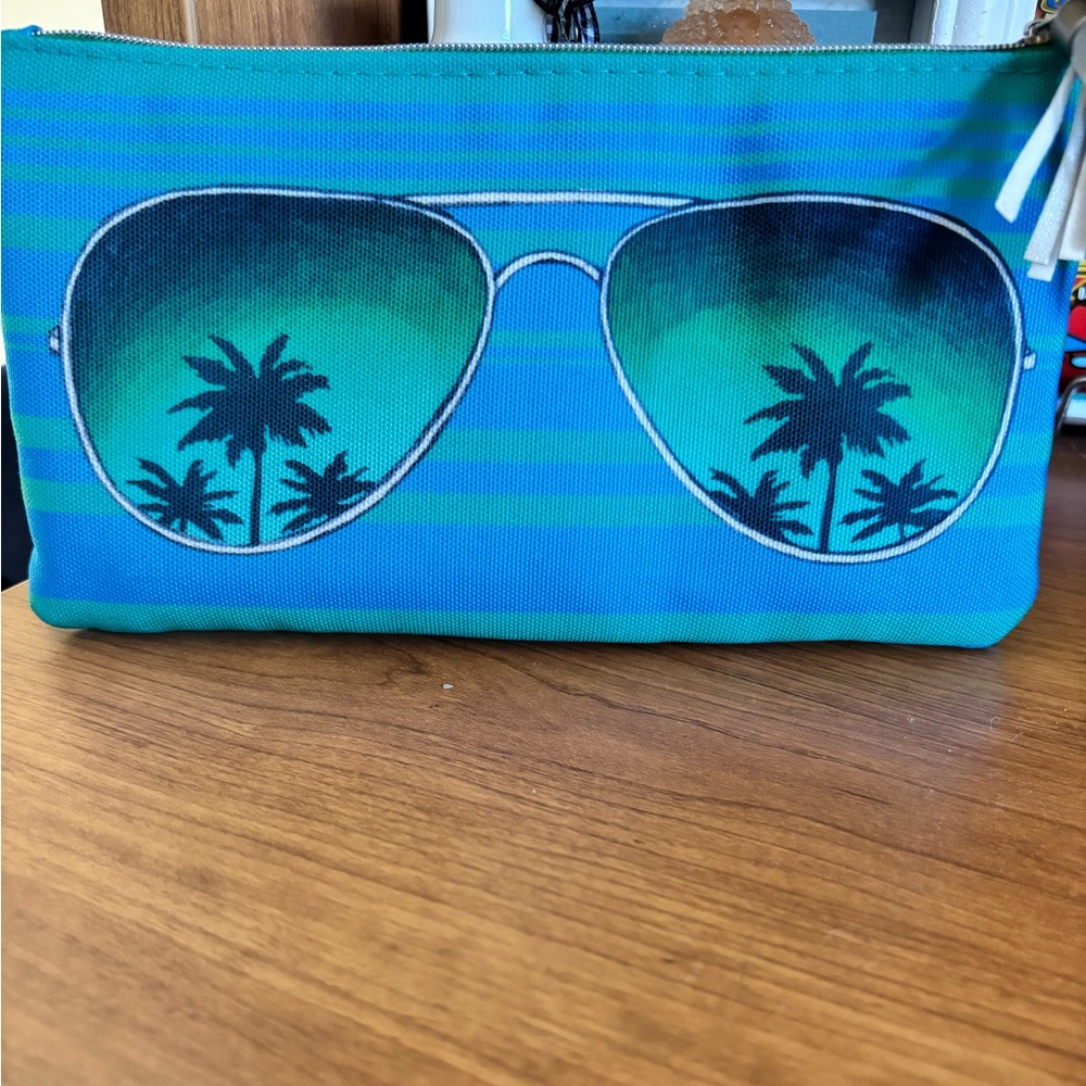 Shades Accessory Bag by Artist's Loft™ 8.5" x 4.5" - Zipper Closure